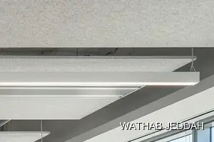 فريق وثاب جدة أثناء تنظيف مكاتب في حي أبحر الجنوبية بجدة