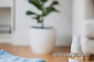 فريق وثاب جدة أثناء تنظيف الاستراحات في حي مدائن الفهد بجدة